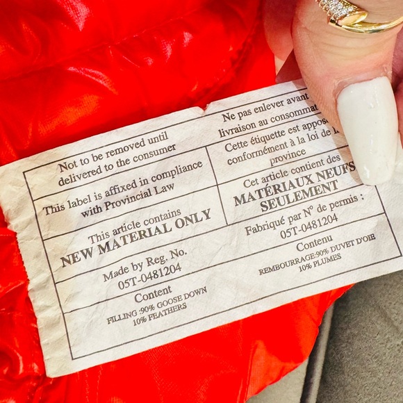 Lululemon Fluffin Awesome Vest in ‘Alarming’ - Picture 11 of 16